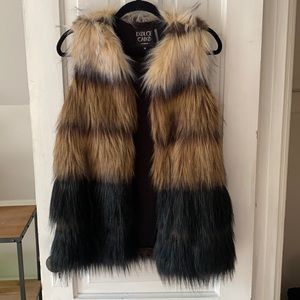 Faux fur ombre vest